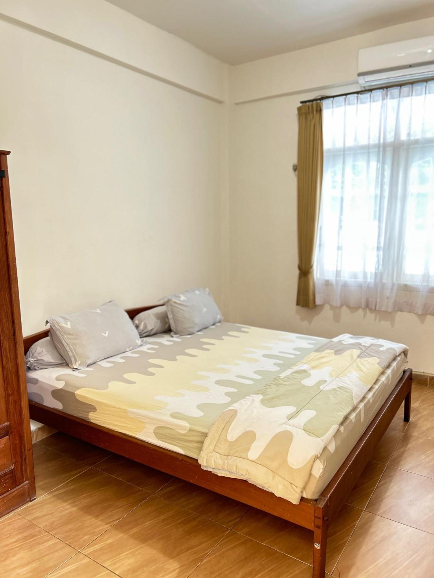 Wisma Grace 암본 외부 사진